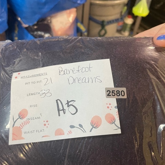 BAREFOOT DREAMS purple bamboo lite soft cozy warm calypso classic cardigan. S - Picture 5 of 5